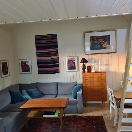 Sjarmerende Stabbur, Pa Gardstun, Perfekt For 2 * Kragerø
