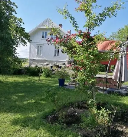 Nyaraló Sjarmerende Stabbur, Pa Gardstun, Perfekt For 2 Kragerø