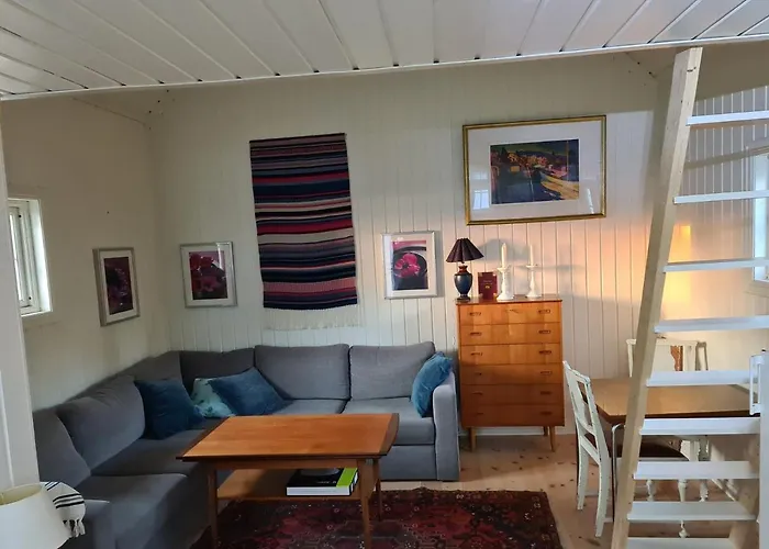 Sjarmerende Stabbur, Pa Gardstun, Perfekt For 2 * Kragerø