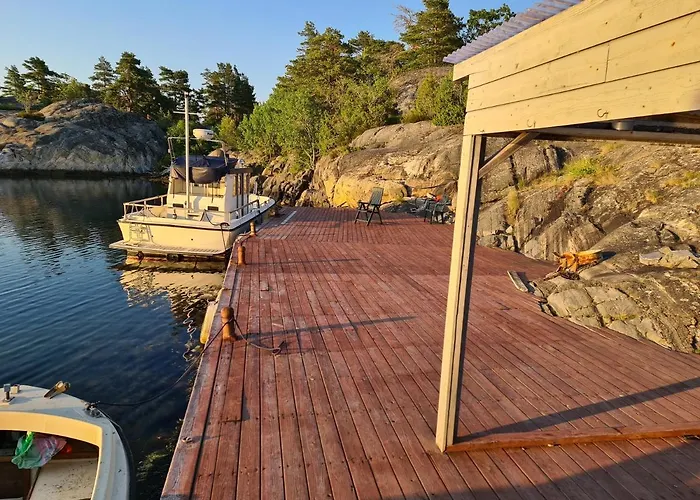 Casa de Férias Sjarmerende Stabbur, Pa Gardstun, Perfekt For 2 Kragerø